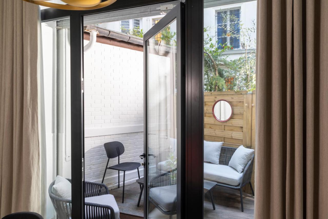 2 bedroom apartment Ground floor terraces 85m2