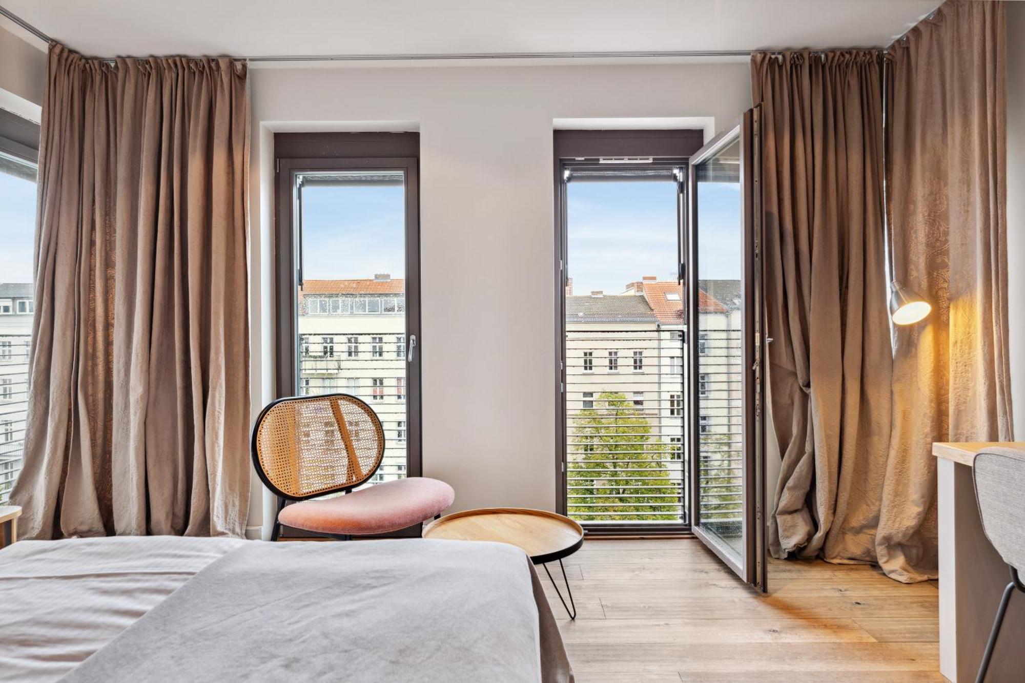 Kamer met Queensize Bed