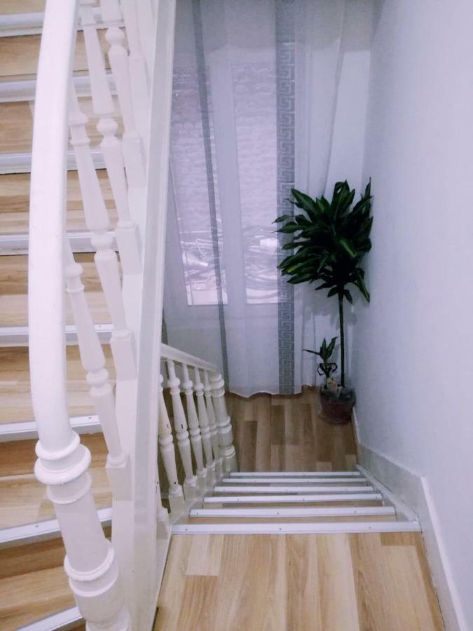 Eenpersoonskamer met Gedeelde Badkamer 03