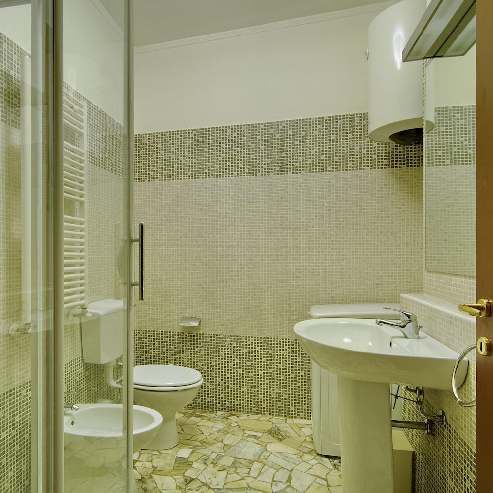 Groot Appartement met 1 Slaapkamer (5 Volwassenen) - Via Pola 19