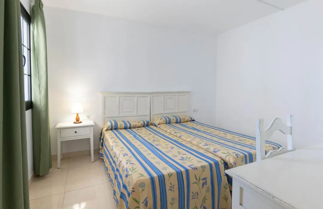 Apartamentos Flamingo-1