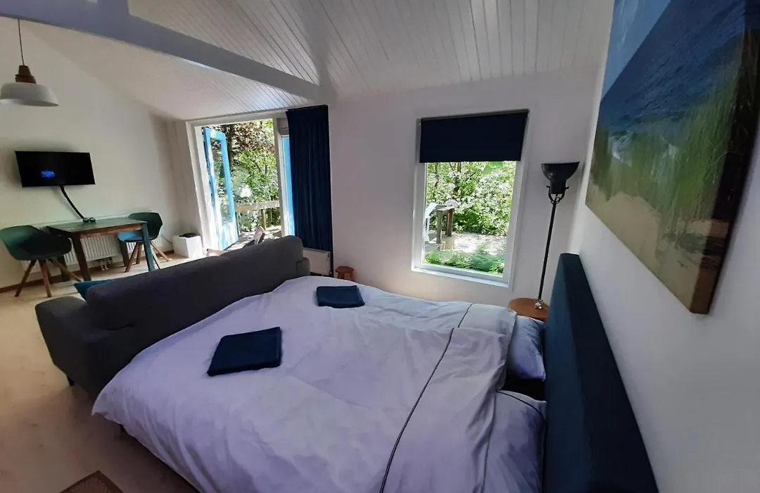 Boshuisje Petten aan Zee-1