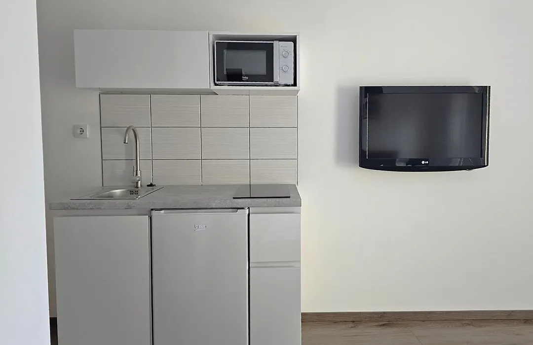 Golden Sunset Apartments-1