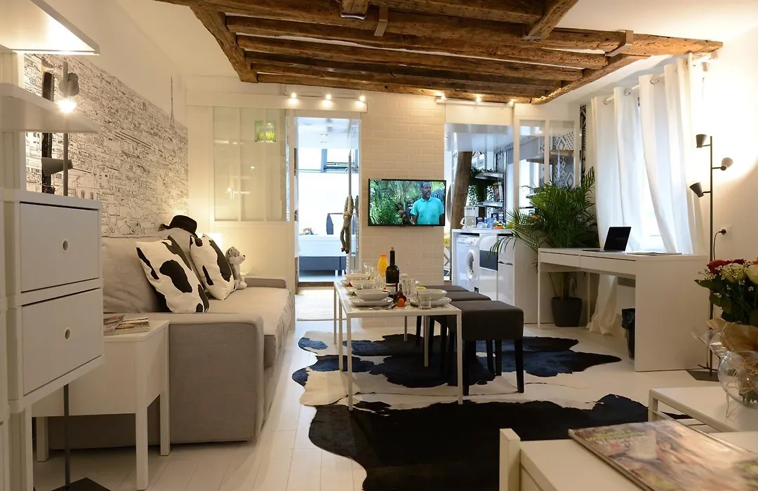 Les Patios Du Marais 2-1