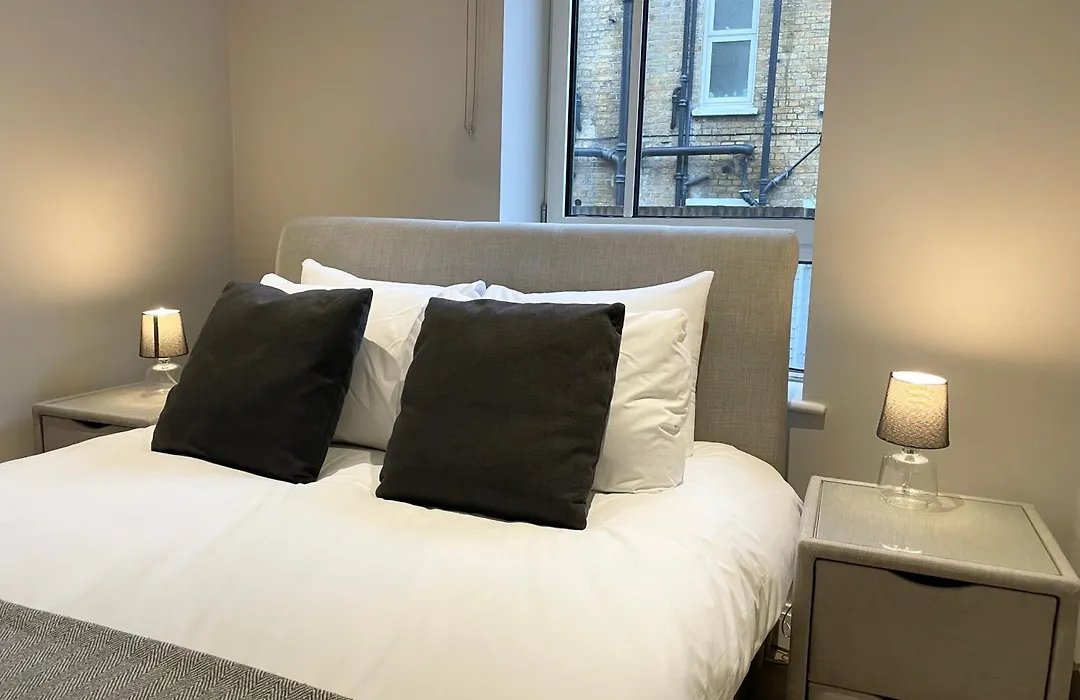 Luxury Apartments In Westminster-1
