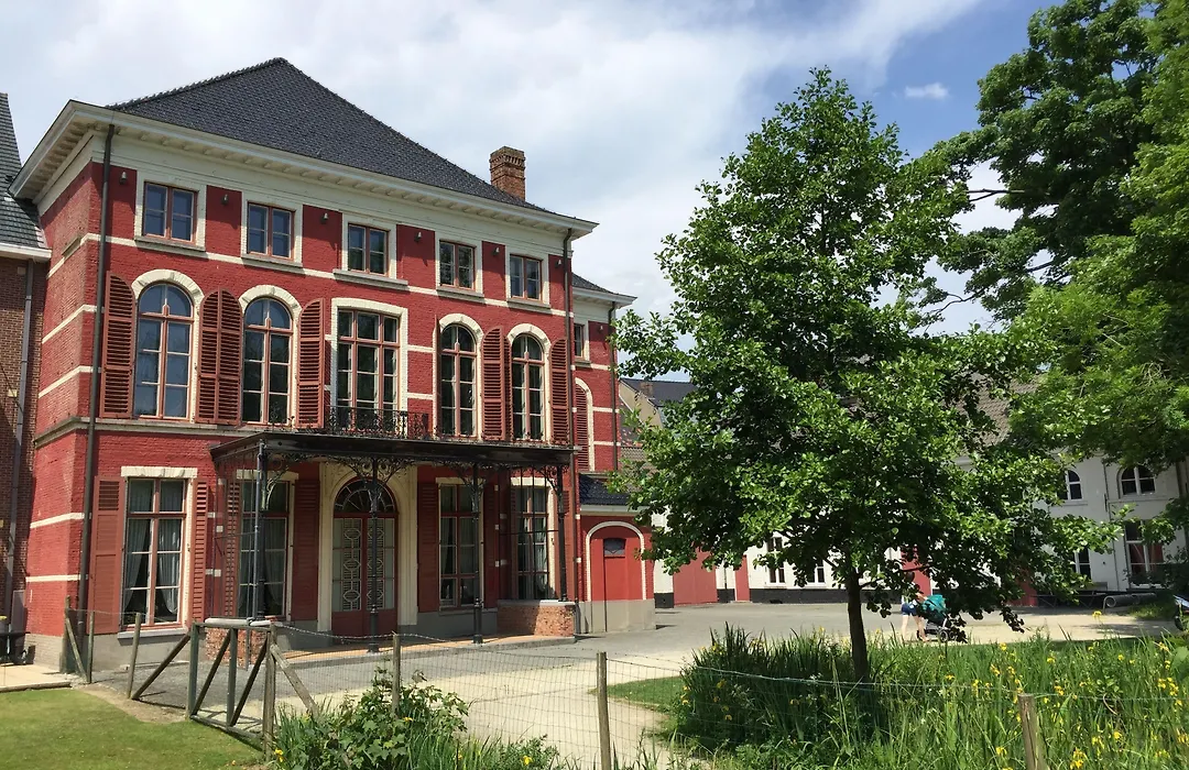Sleutelhuys-1
