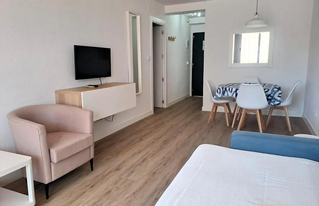 Apartamentos Buensol-1