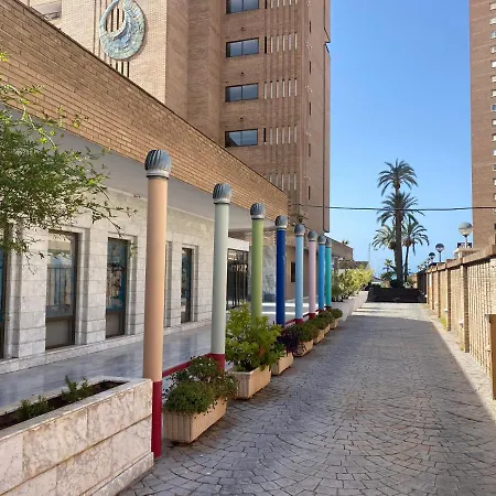 Apartamentos Oasis Benidorm-3