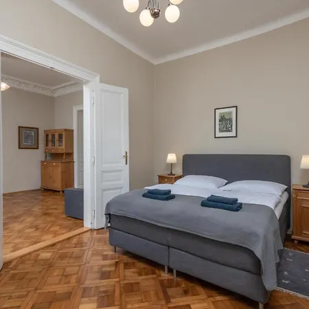 Liliova Apartments-3