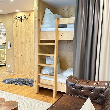 Quality Hosts Arlberg - Alptyrol Appartements-3