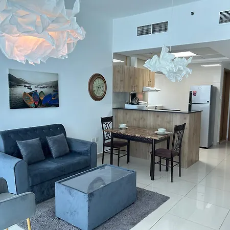 Golden Stay Vacation Homes Continental Tower Marina-2
