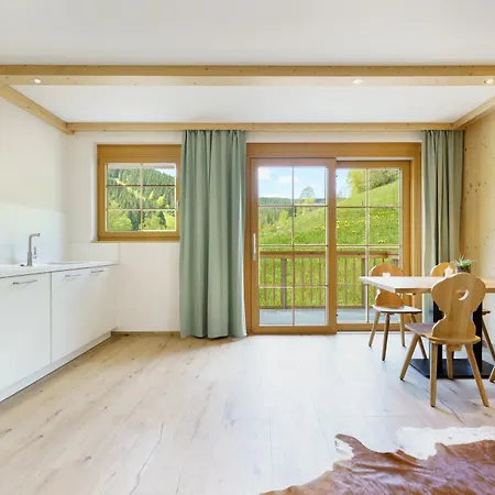 SCHWARZENBACH - Apartments&Rooftop Pool-3