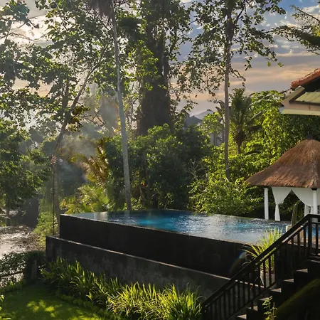 Villa Lepak By The River In Ubud-3