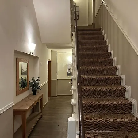 Schoenhouse Avenue - Digital Access-2