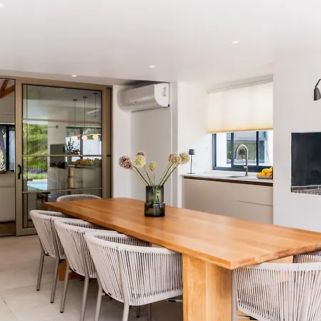 Maison La Bruyere, 8P Villa - Heated Pool, Airco & Hottub-3