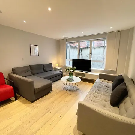 Luxury Apartments In Westminster-2
