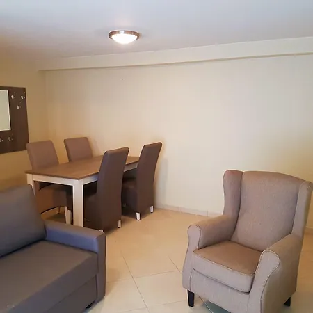 Holiday Suites Blankenberge-3