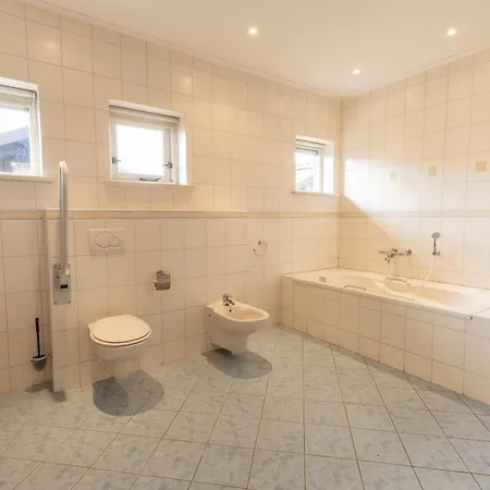 Familiehuis Camping de Molenhof voor 10 personen-2