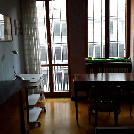 big room in Milano center-3