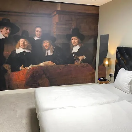 Camp-Inn Hotel-2