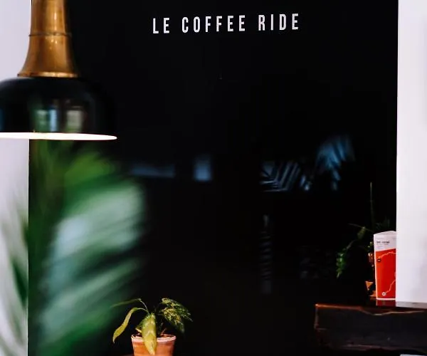 Le Coffee Ride Cycling Cafe