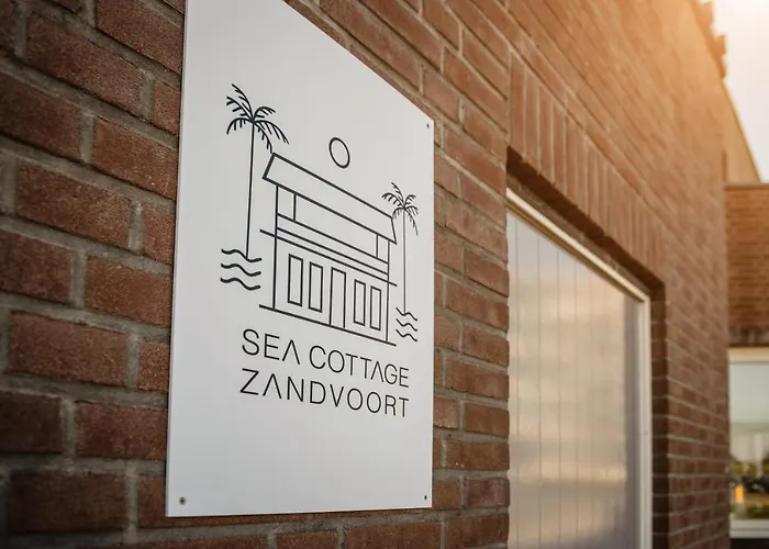  Sea Cottage