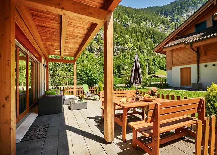 Apartment Breithorn - Charming Home - Free Parking & Wifi