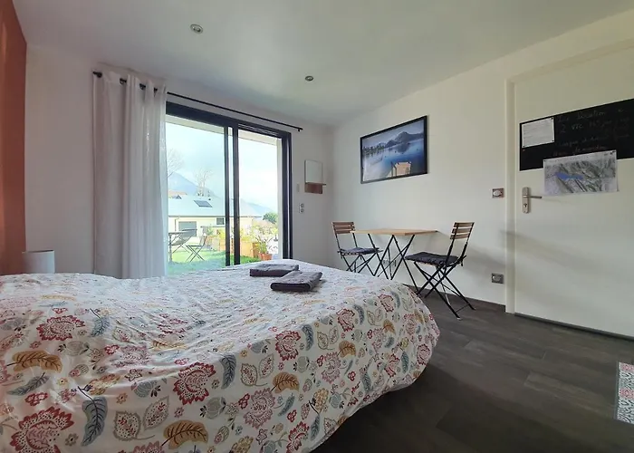 Studio A La Campagne Au Bout Du Lac D'Annecy