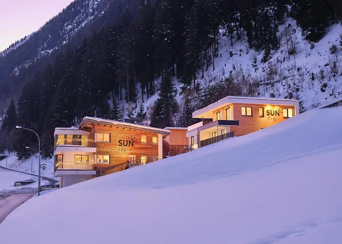 Sun Lodge