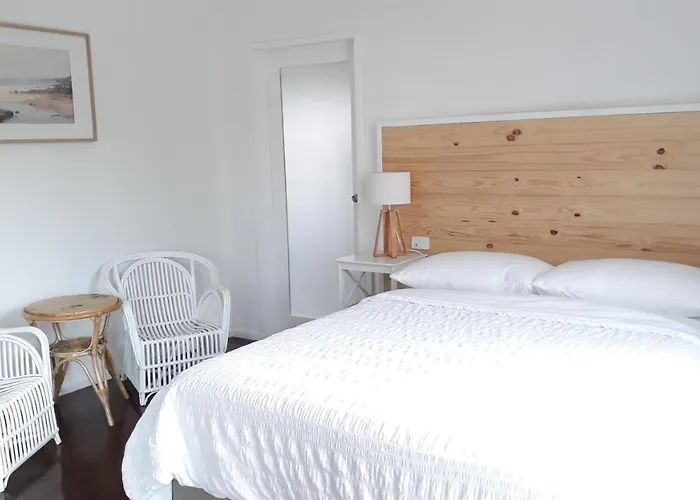 Maple Villa - The Beach House By The Bay