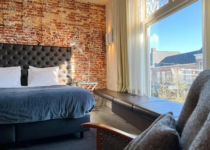 Van der Gang Suites