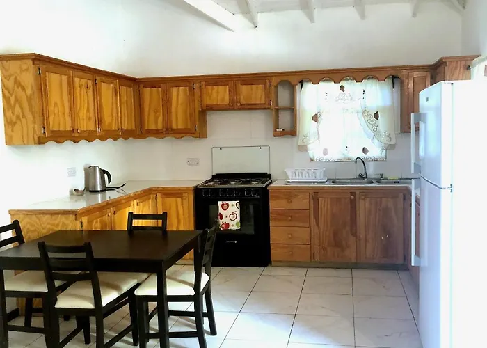 Bay View Apartment 4 - Canouan Island