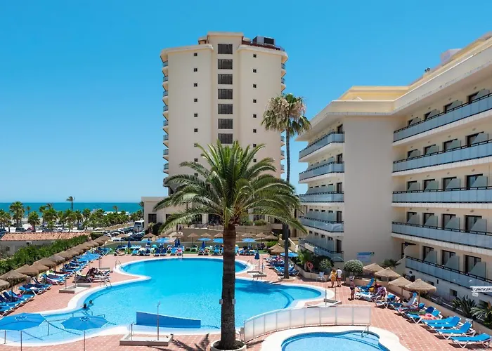Hotel Puente Real