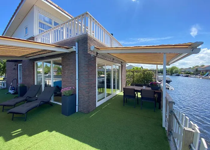  Water Villa Minaro