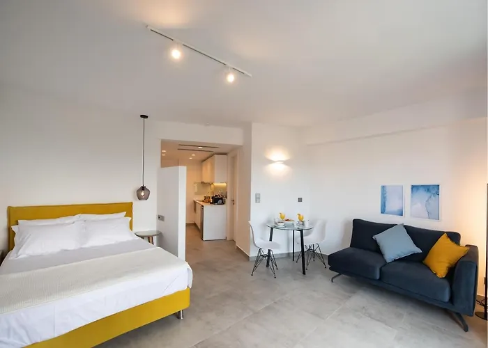 Azul Apartments