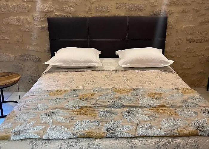Le Cherche Midi - Appartement Centre Historique D'Uzes