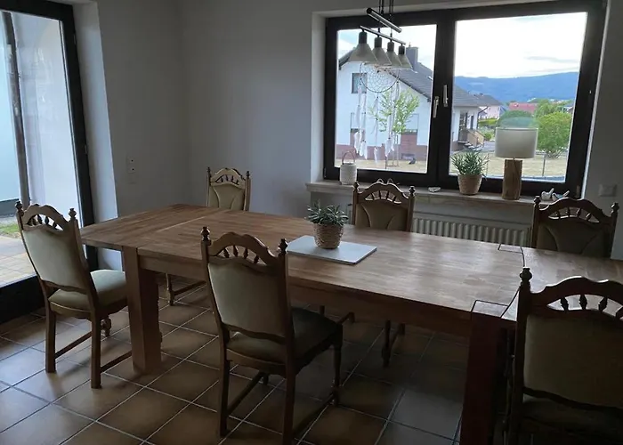 Idyllisches Ferienhaus “Werra Ausblick” Am Meissner