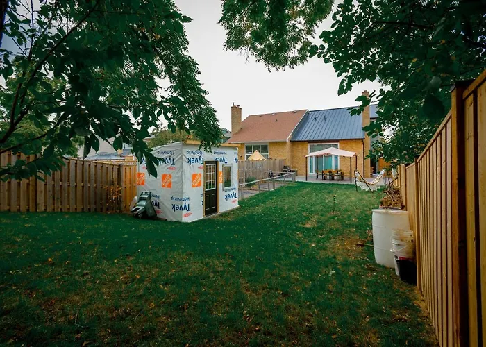 Cosy 3-Bedroom Home in Quiet Cul-de-Sac.