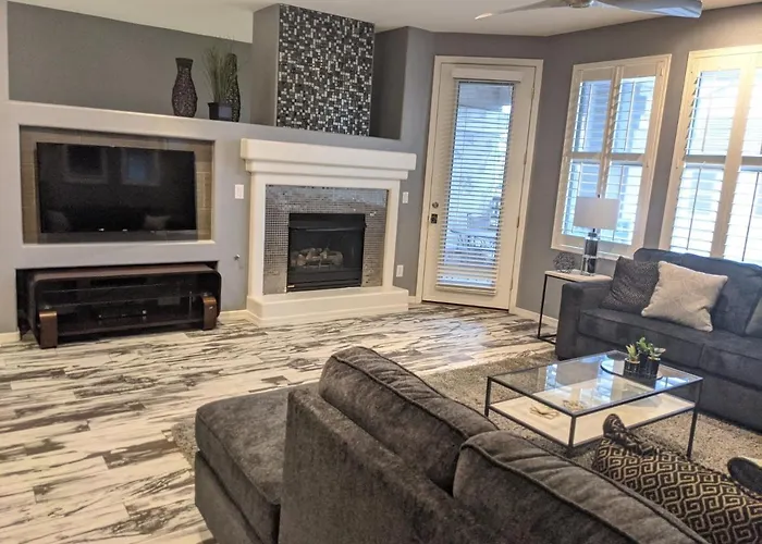 *New* Lux Scottsdale Home With Pool, Hot Tub, And Gym