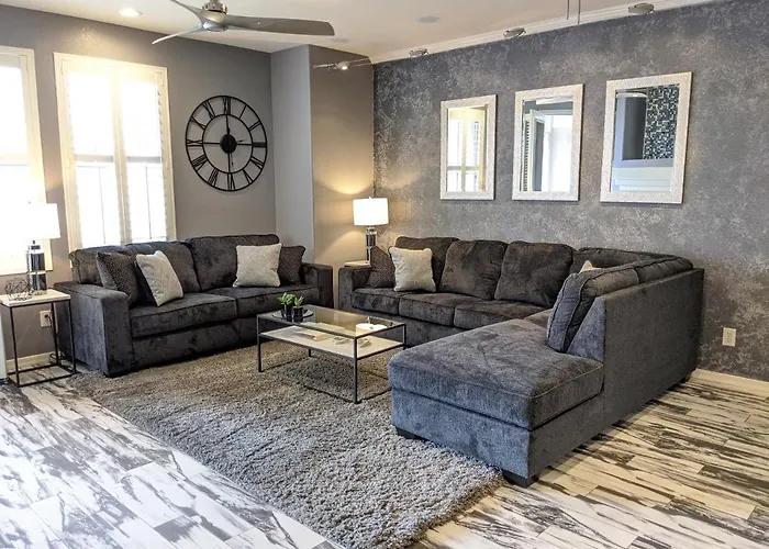 *New* Lux Scottsdale Home With Pool, Hot Tub, And Gym