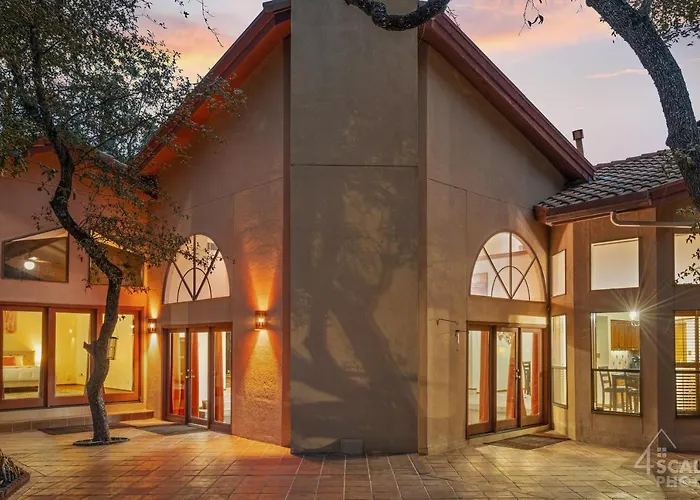 Villa Espanola