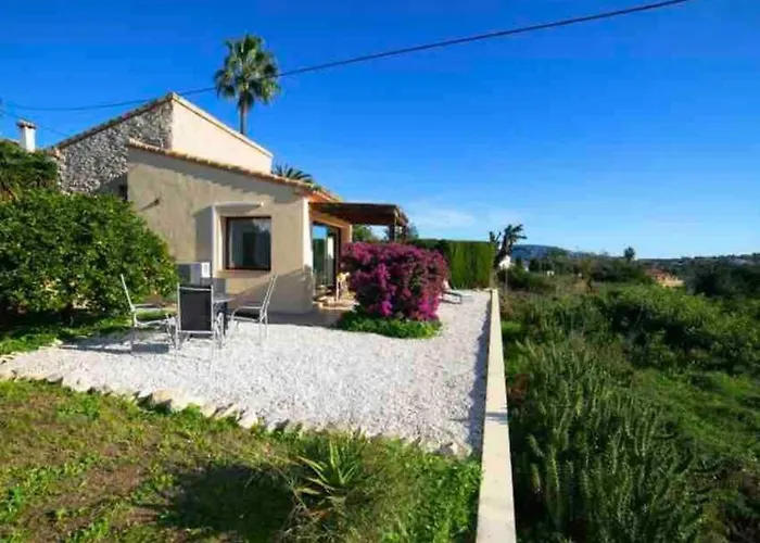 Private House ' Estufa' With A Beautiful View