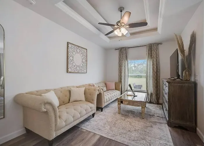 South West Florida Family Home, 3 Bedroom,2 Bathroom, King Bed Suite, Close To Beaches, Parks, Fishing, Golfing, Kayaking