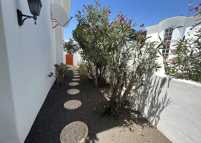 Villa Anna With Heated Pool