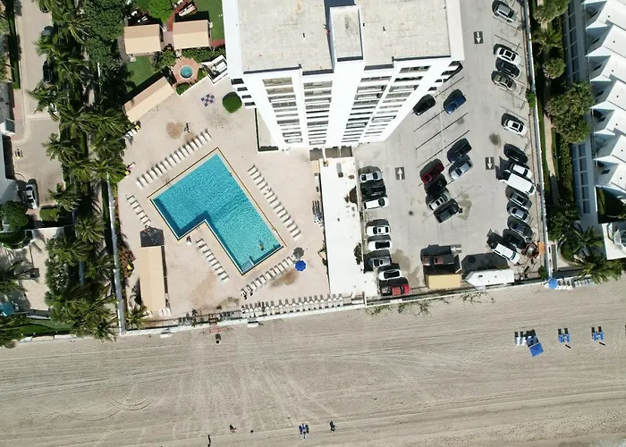 Beach Paradise A Cozy Ocean View Condo On The Beach With Free Parking