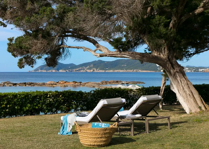 Me Ibiza - The Leading s Of The World