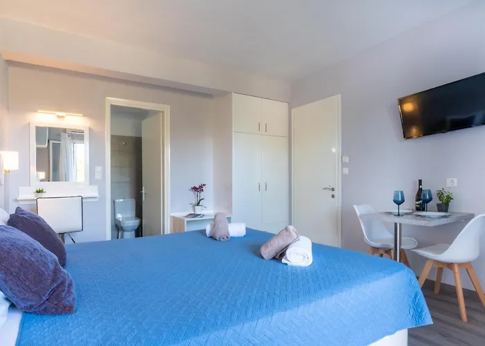 Nondas Apartments