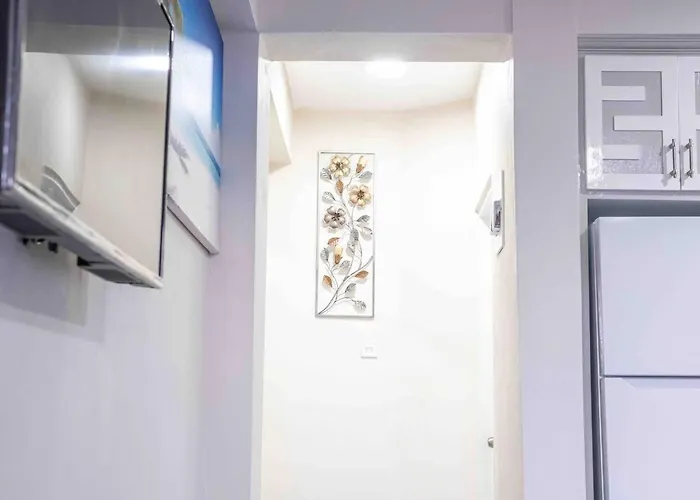 Royal Bliss Apartment Suites