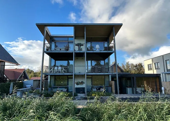 B&B Veluwemeer, Jacuzzi, Swim Spa, Sauna, Steam Bath And Sandy Beach