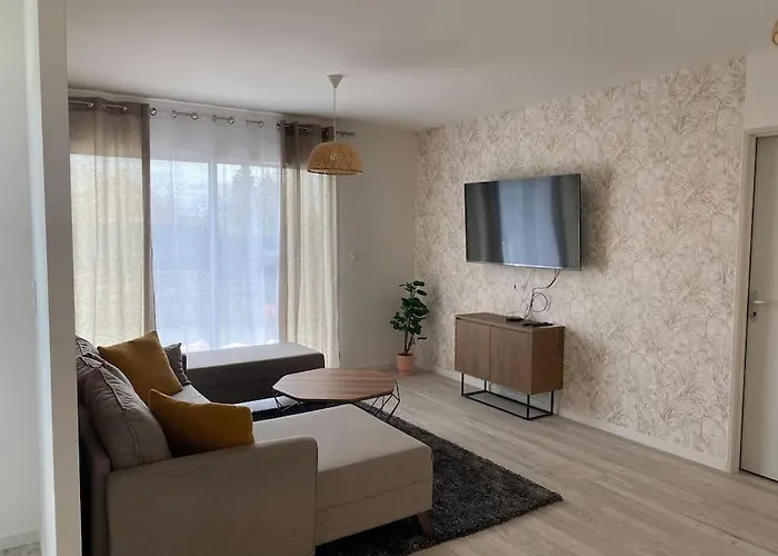 Villa By Nesma